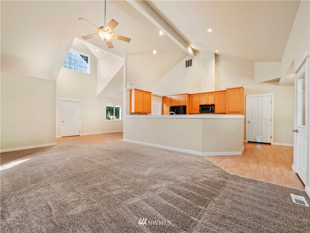 4366 Banner Road Southeast Port Orchard, WA 98366 - Photo 7 of 29 Gallery Image 7