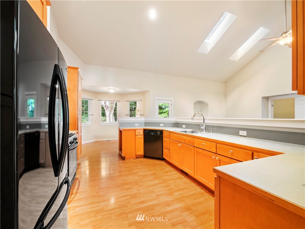 4366 Banner Road Southeast Port Orchard, WA 98366 - Photo 8 of 29 Gallery Image 8