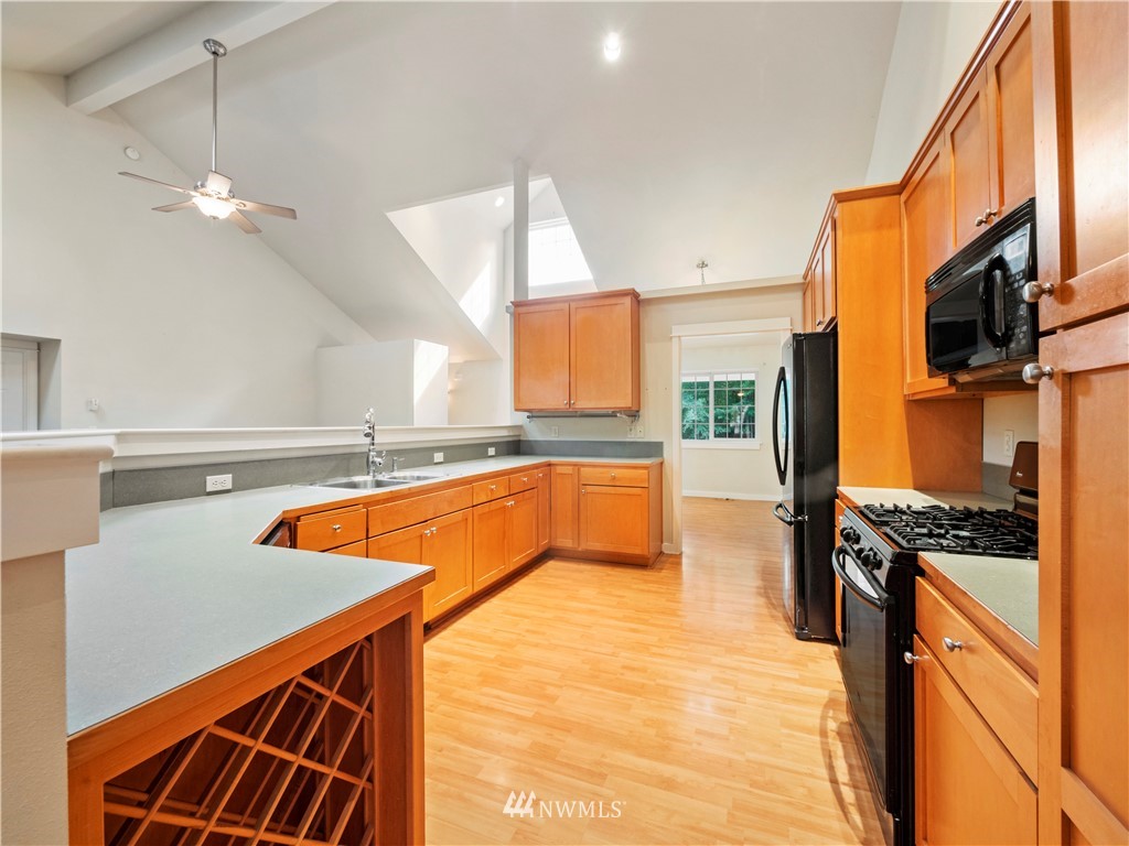 4366 Banner Road Southeast Port Orchard, WA 98366 - Photo 10 of 29 Gallery Image 10