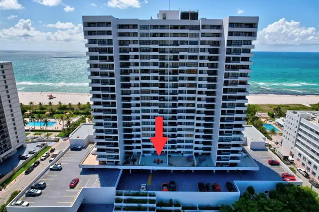 $4,000 | 2555 Collins Avenue, Unit 606, Miami Beach, FL 33140