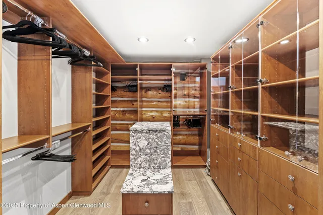 $32,000,000 | 10 Little Highlands Way, Aspen, CO 81611