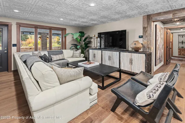 $32,000,000 | 10 Little Highlands Way, Aspen, CO 81611
