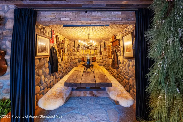 $32,000,000 | 10 Little Highlands Way, Aspen, CO 81611