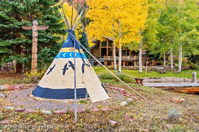 $32,000,000 | 10 Little Highlands Way, Aspen, CO 81611