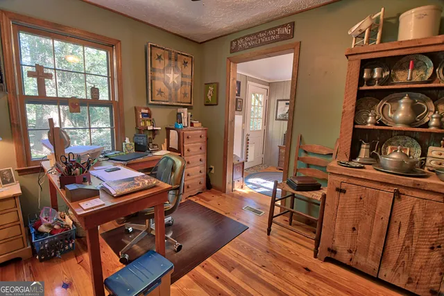 $550,000 | 31 Creekside Lane, Clayton, GA 30525