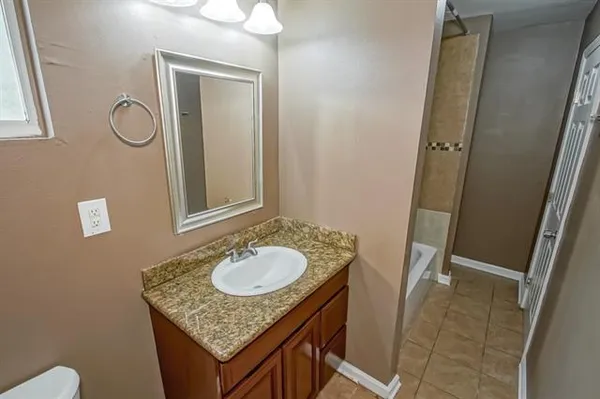 $2,100 | 4918 Gabriel Drive, New Orleans, LA 70127