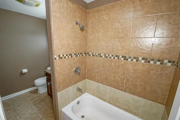 $2,100 | 4918 Gabriel Drive, New Orleans, LA 70127