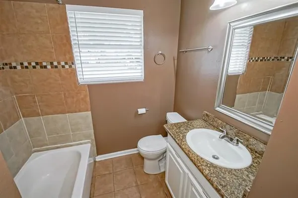 $2,100 | 4918 Gabriel Drive, New Orleans, LA 70127