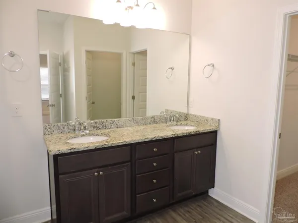 $1,975 | 3777 Hawks Landing Circle, Pace, FL 32571