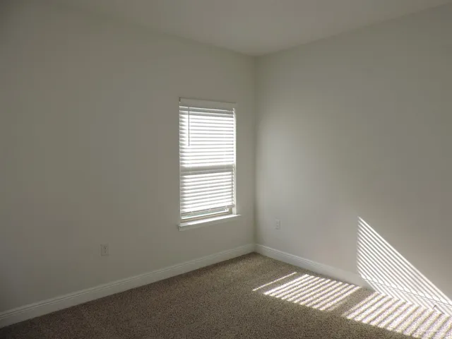 $1,975 | 3777 Hawks Landing Circle, Pace, FL 32571