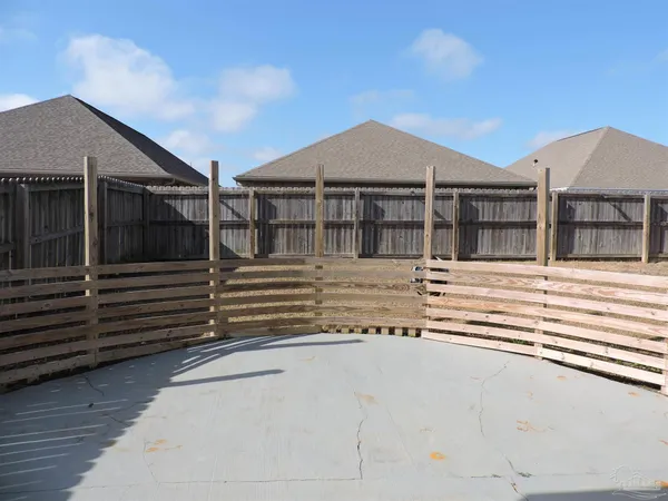 $1,975 | 3777 Hawks Landing Circle, Pace, FL 32571