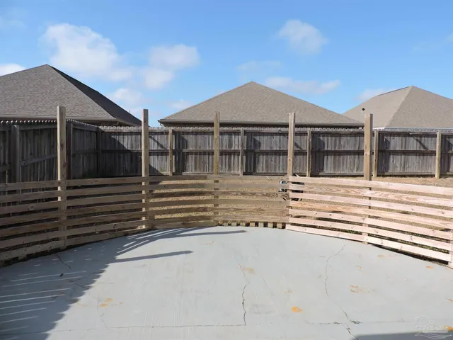 $1,975 | 3777 Hawks Landing Circle, Pace, FL 32571