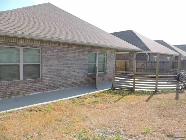$1,975 | 3777 Hawks Landing Circle, Pace, FL 32571