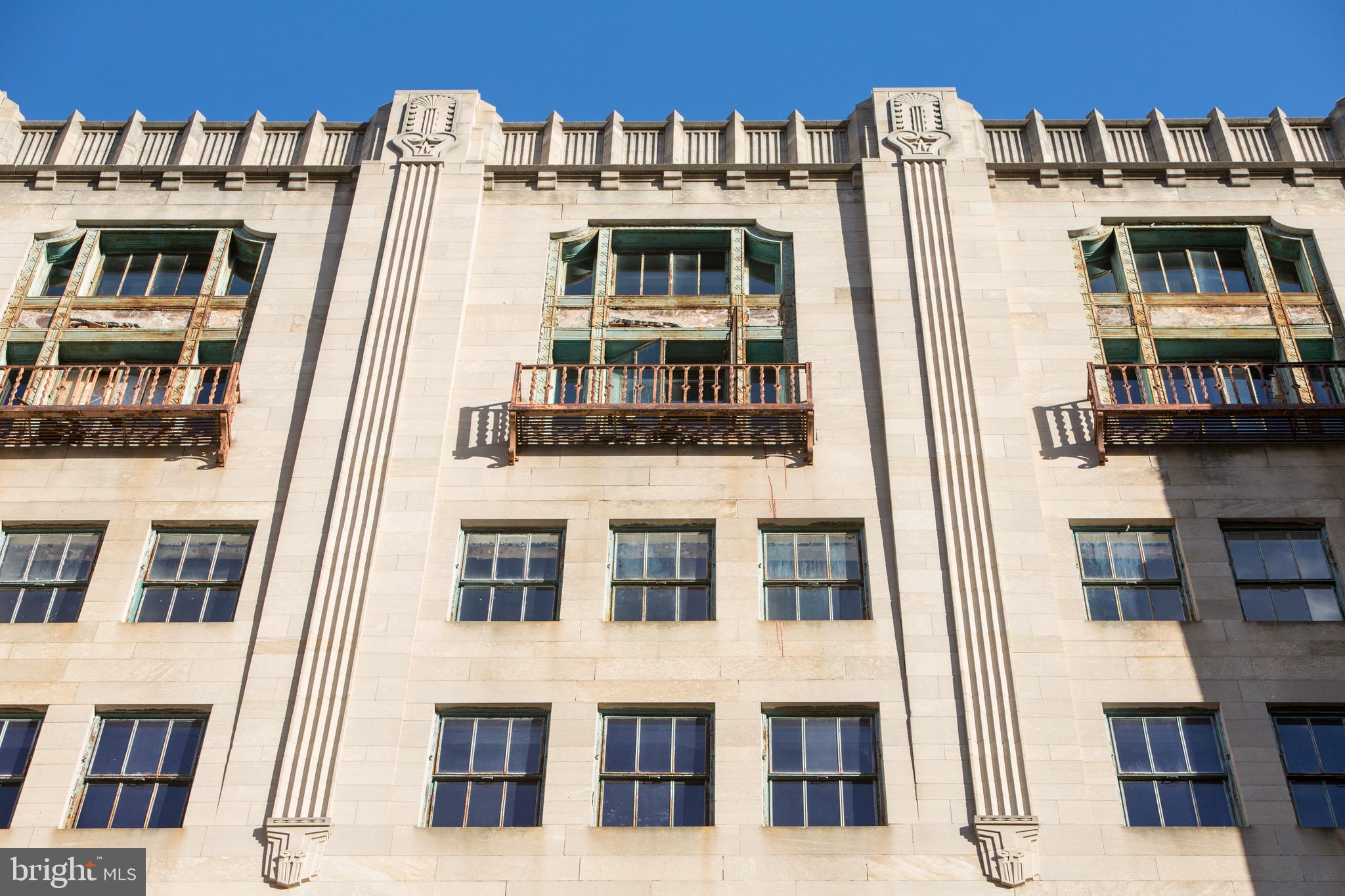 301 North Charles Street, Unit 2BR Baltimore, MD 21202 - Photo 13 of 48 a front view of a multi story building