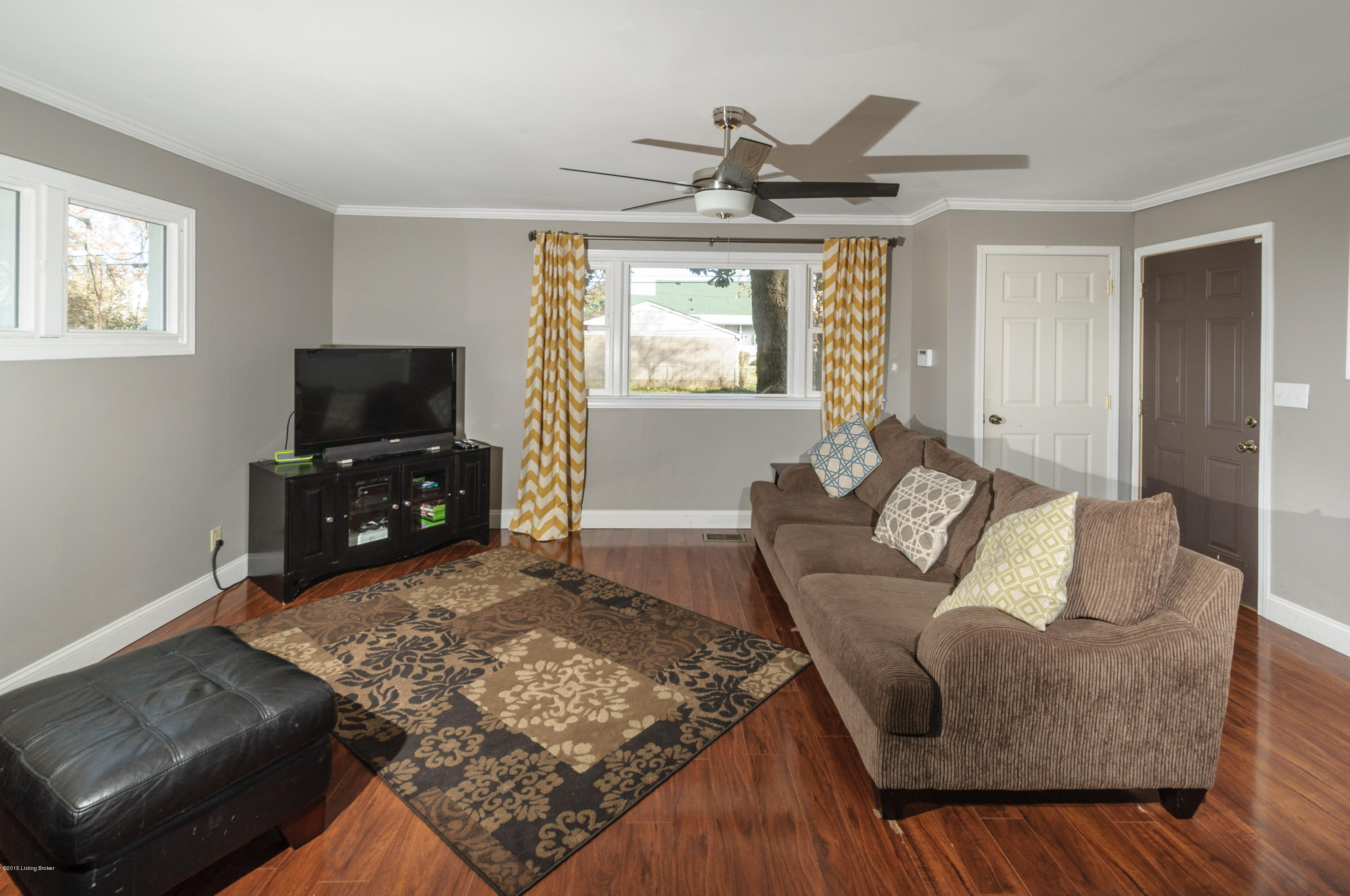 3127 Bobolink Road Louisville, KY 40213 - Photo 13 of 36 3127 Bobolink Rd-14