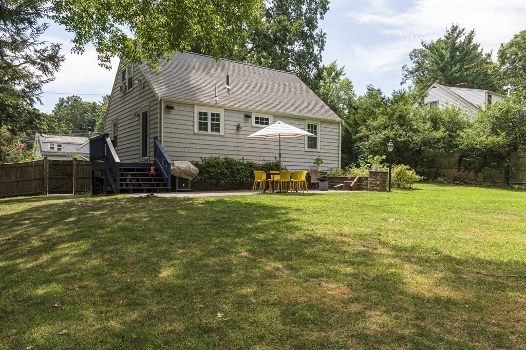 50 Rustic Road Walpole, MA 02032 - Photo 17 of 22