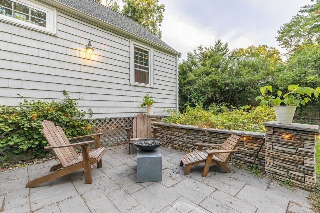 50 Rustic Road Walpole, MA 02032 - Photo 18 of 22