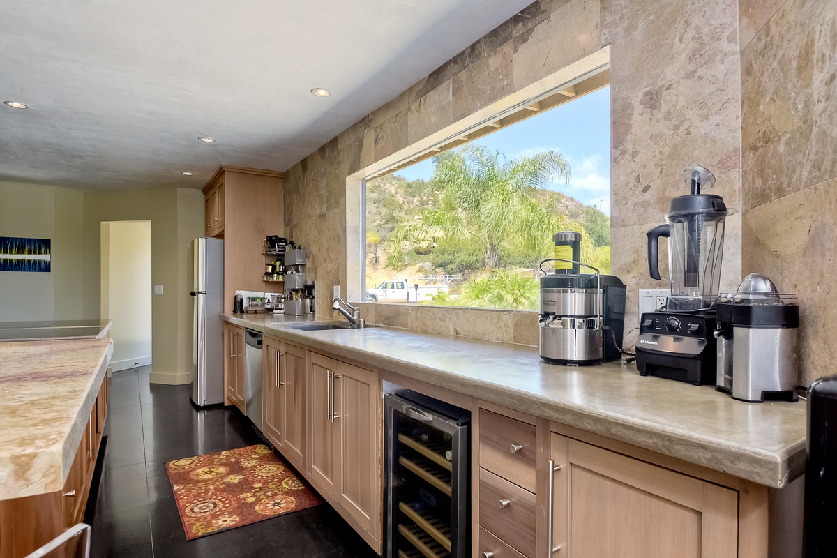 6497 Rainbow Heights Road Fallbrook, CA 92028 - Photo 14 of 24 Incredible kitchen with Poplar cabinetry