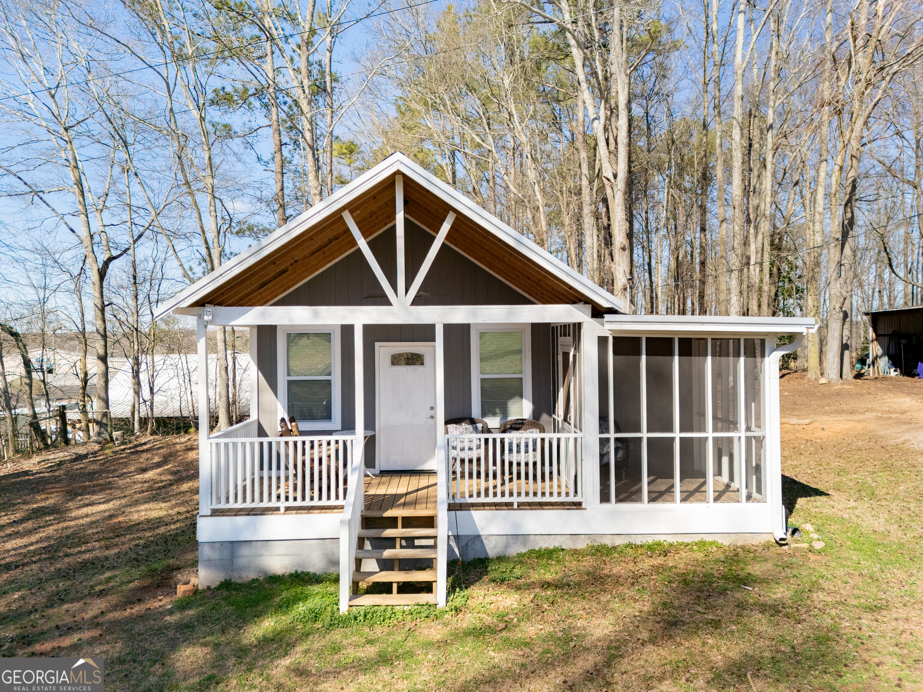 120 3rd Avenue North Ranburne, AL 36273 - Photo 8 of 33 front view of a house with a yard
