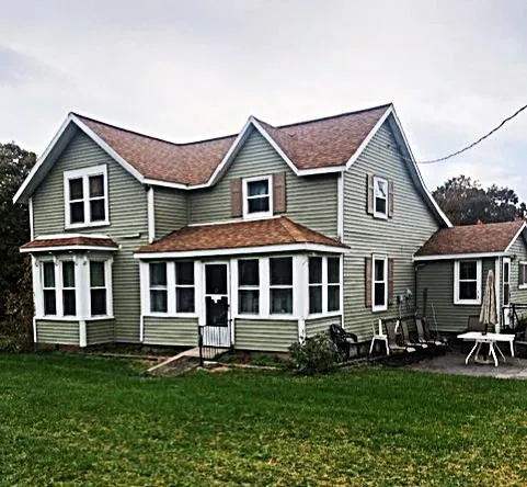 $750,000 | S6053 South Shore, Baraboo, WI 53913