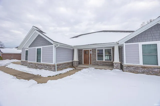 $375,000 | 1709 Ashwood Drive, Jasper, IN 47546
