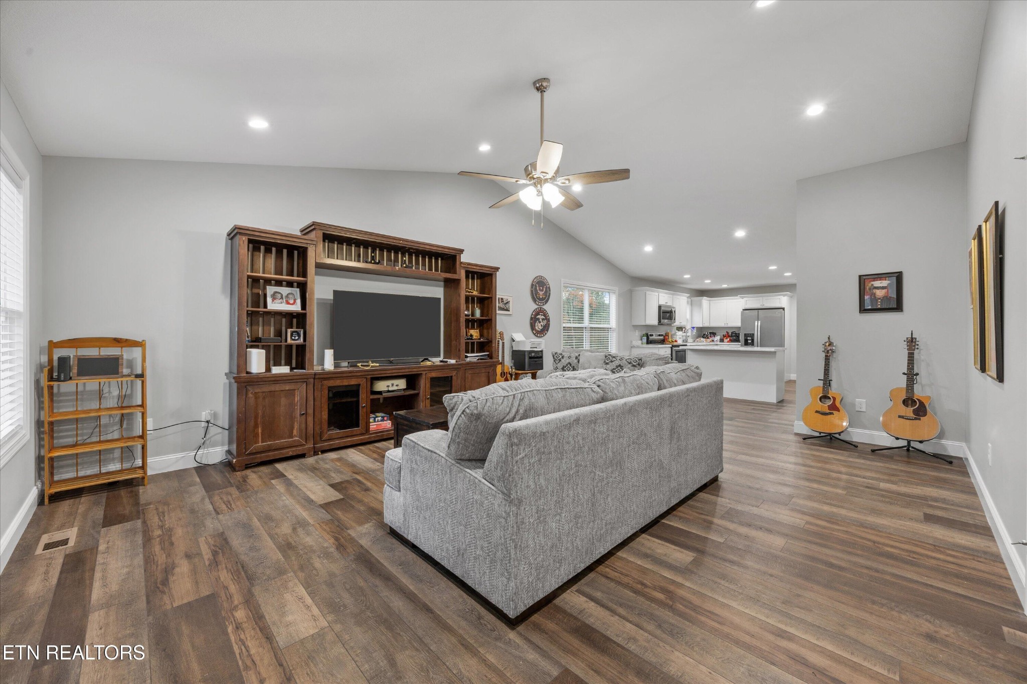 101 Patriot Lane Corryton, TN 37721 - Photo 3 of 27