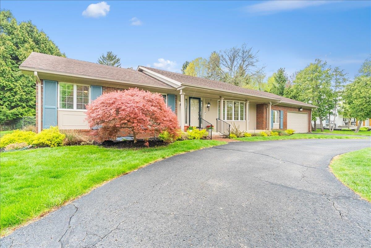 1131 Riverside Drive Owosso, MI 48867 - Photo 9 of 57