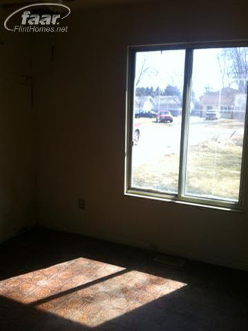 5354 Lennon Road Swartz Creek, MI 48473 - Photo 7 of 13 20348623-6.JPG