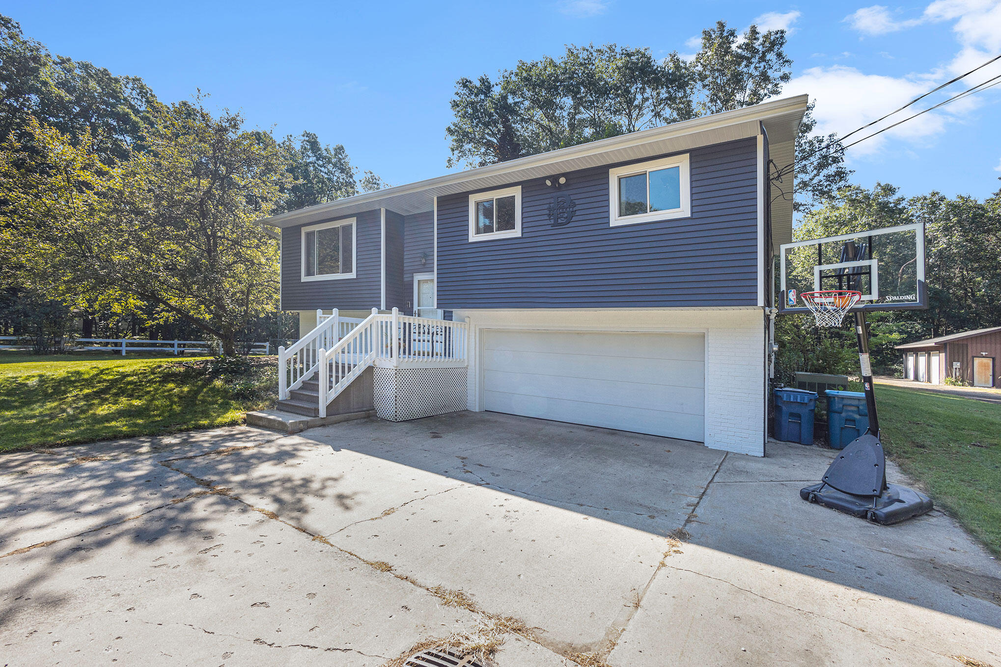 4345 MacArthur Road Muskegon, MI 49442 - Photo 3 of 37 690A5490