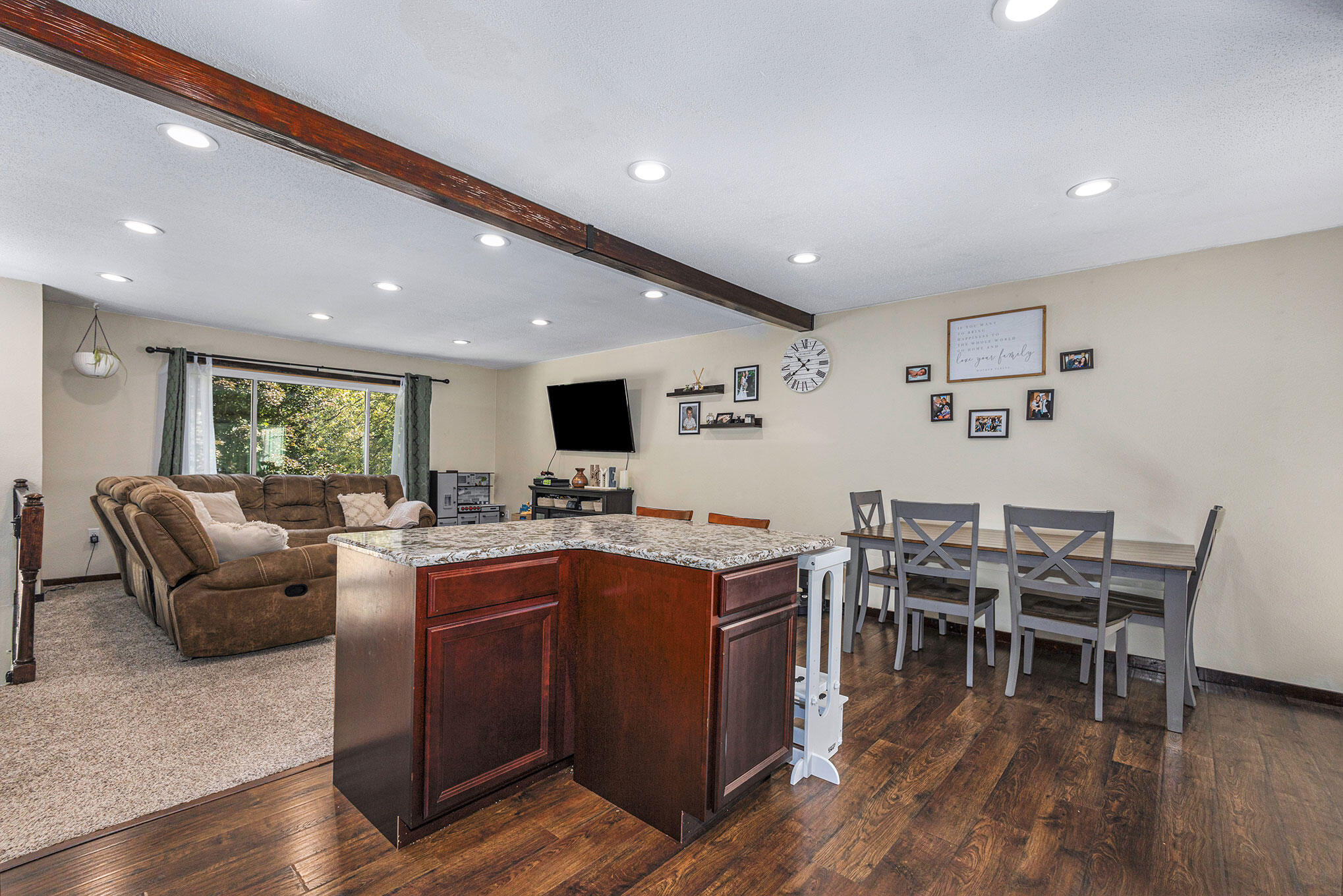 4345 MacArthur Road Muskegon, MI 49442 - Photo 8 of 37 690A5473