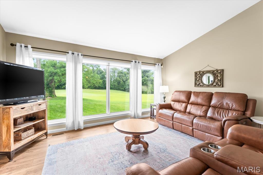 7420 Timberpoint Court Fairview Heights, IL 62208 - Photo 7 of 42