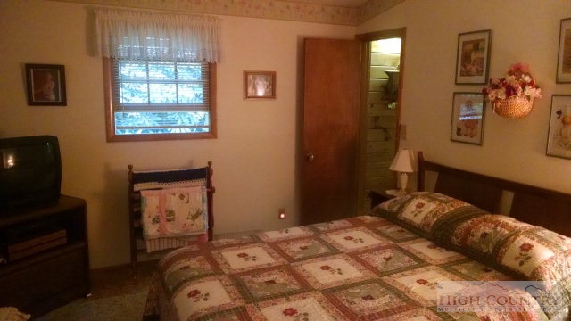 193 Diamond Ranch Road Boone, NC 28607 - Photo 9 of 26 Gallery Image 9