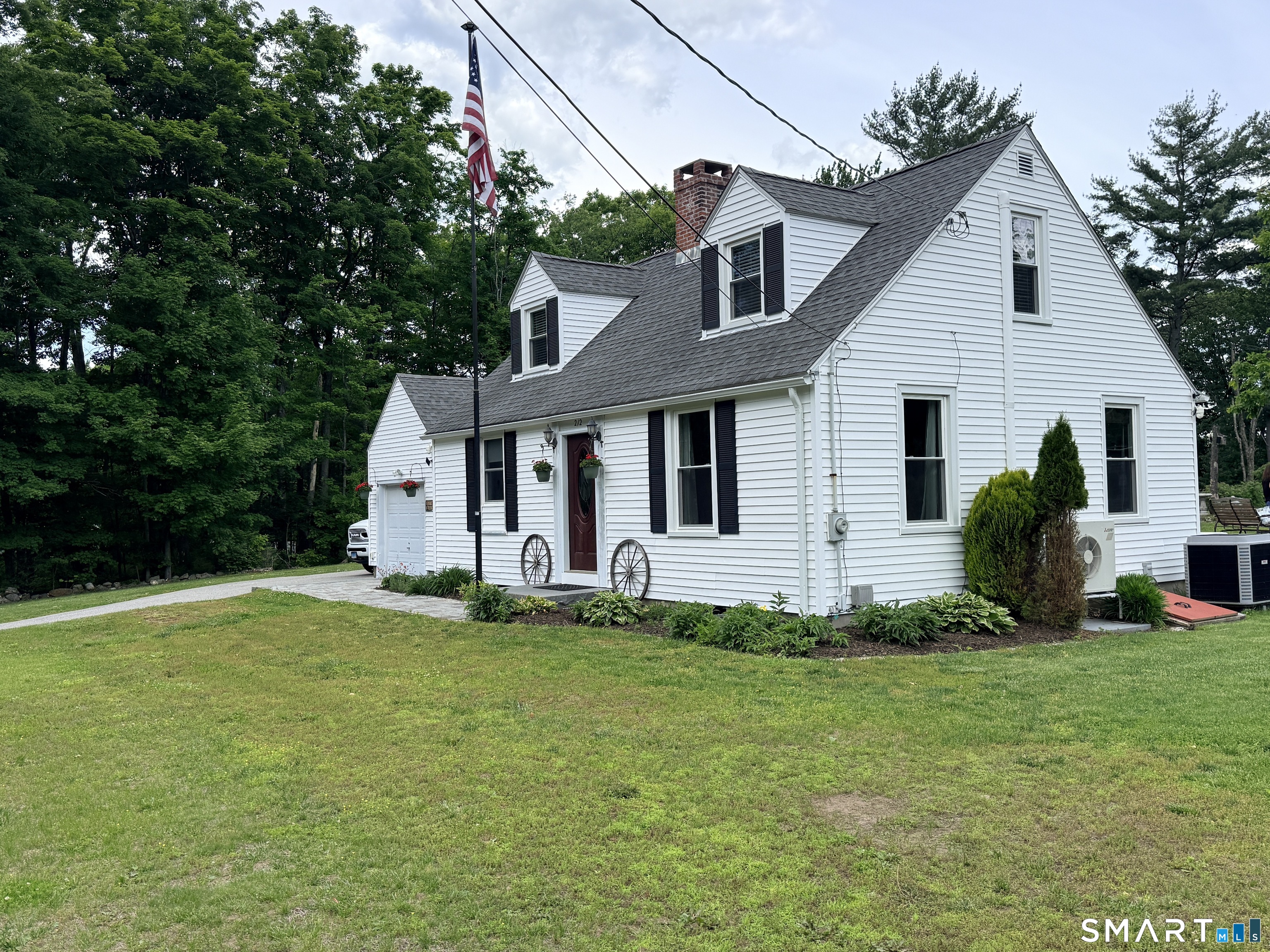 212 Spencer Hill Road Winchester, CT 06098 - Photo 4 of 39