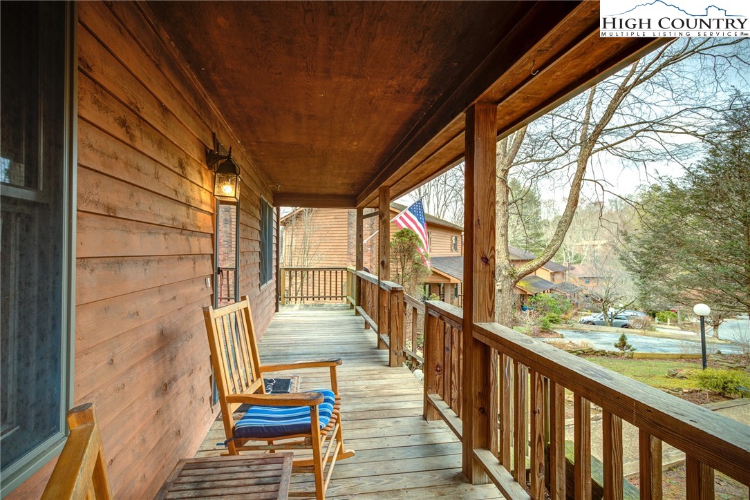 138 Wickham Square, Unit 6 Boone, NC 28607 - Photo 3 of 31 Gallery Image 3