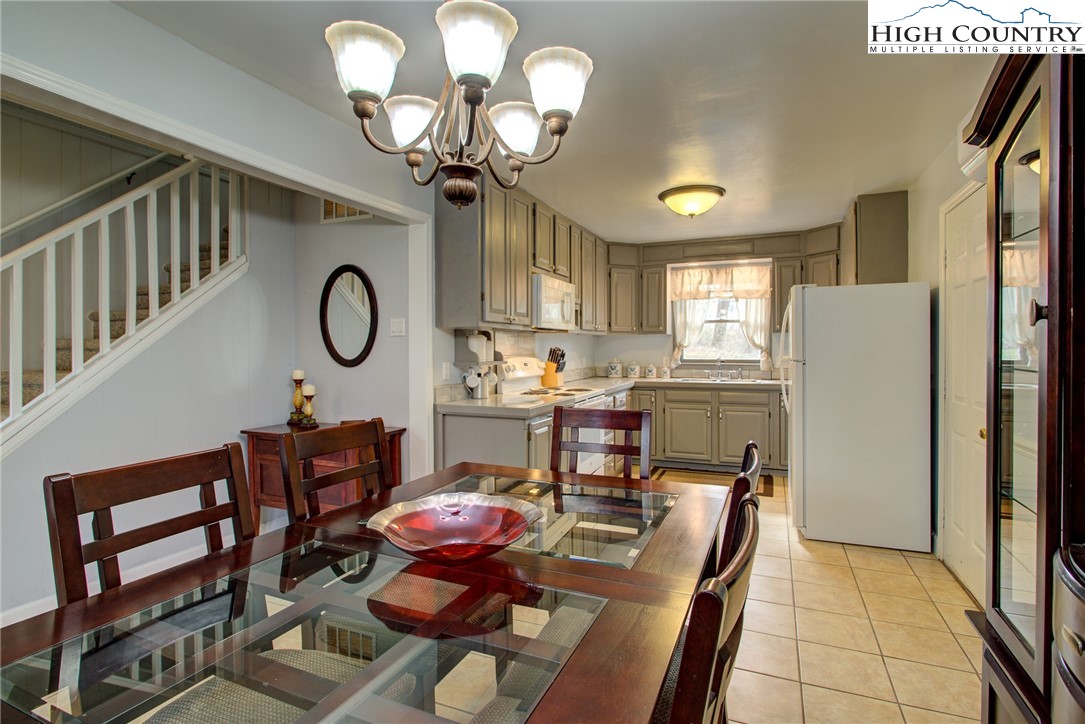 138 Wickham Square, Unit 6 Boone, NC 28607 - Photo 7 of 31 Gallery Image 7