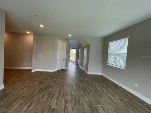 $2,750 | 4612 Almada Lane, Wesley Chapel, FL 33543