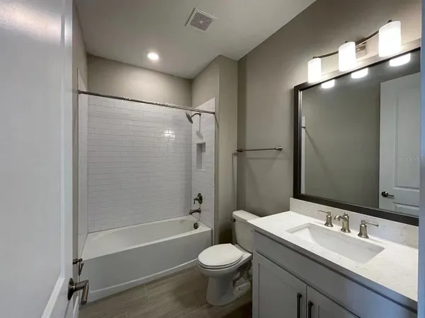 $2,750 | 4612 Almada Lane, Wesley Chapel, FL 33543