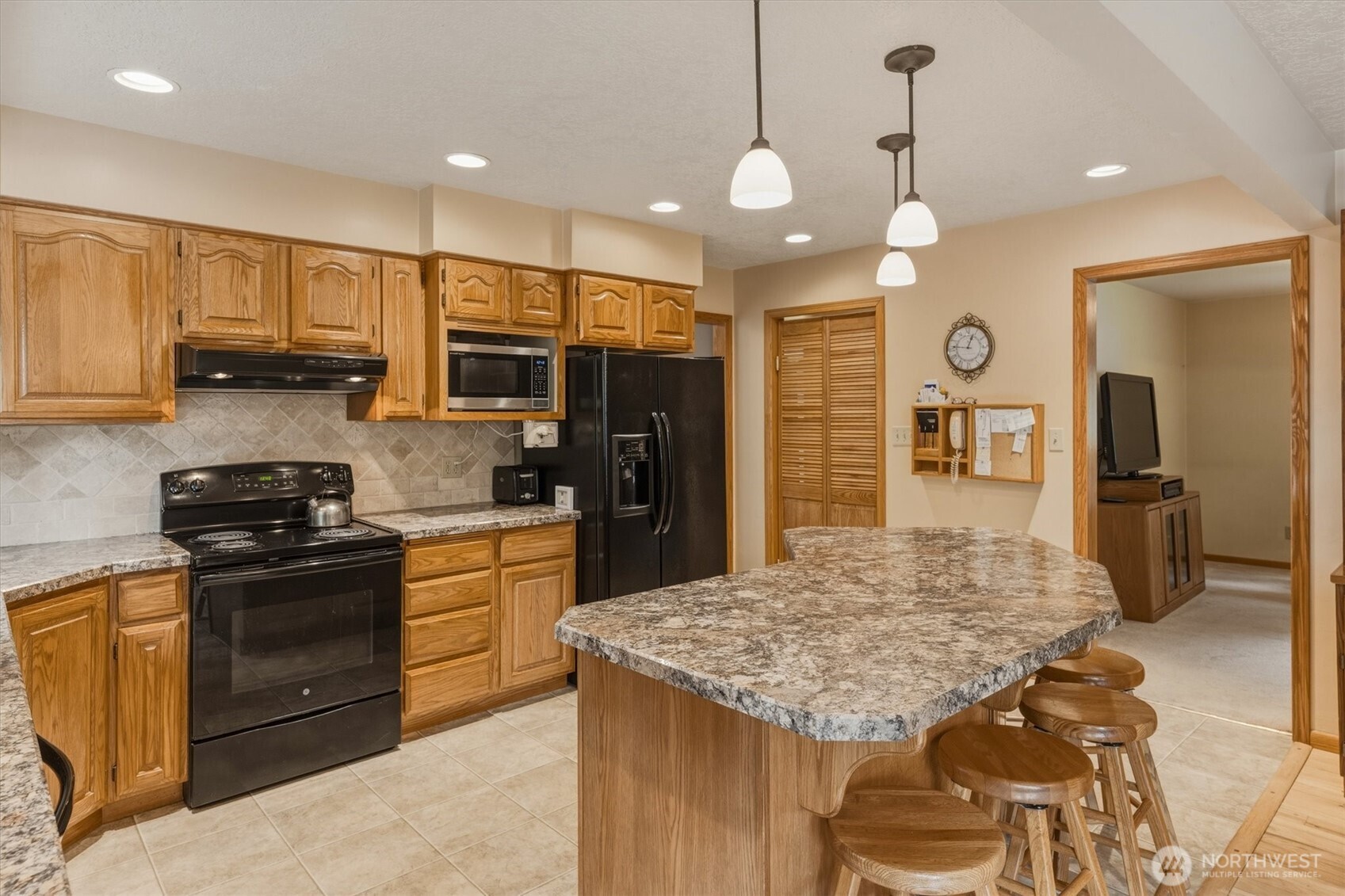 299 Cedar Lane Longview, WA 98632 - Photo 5 of 40