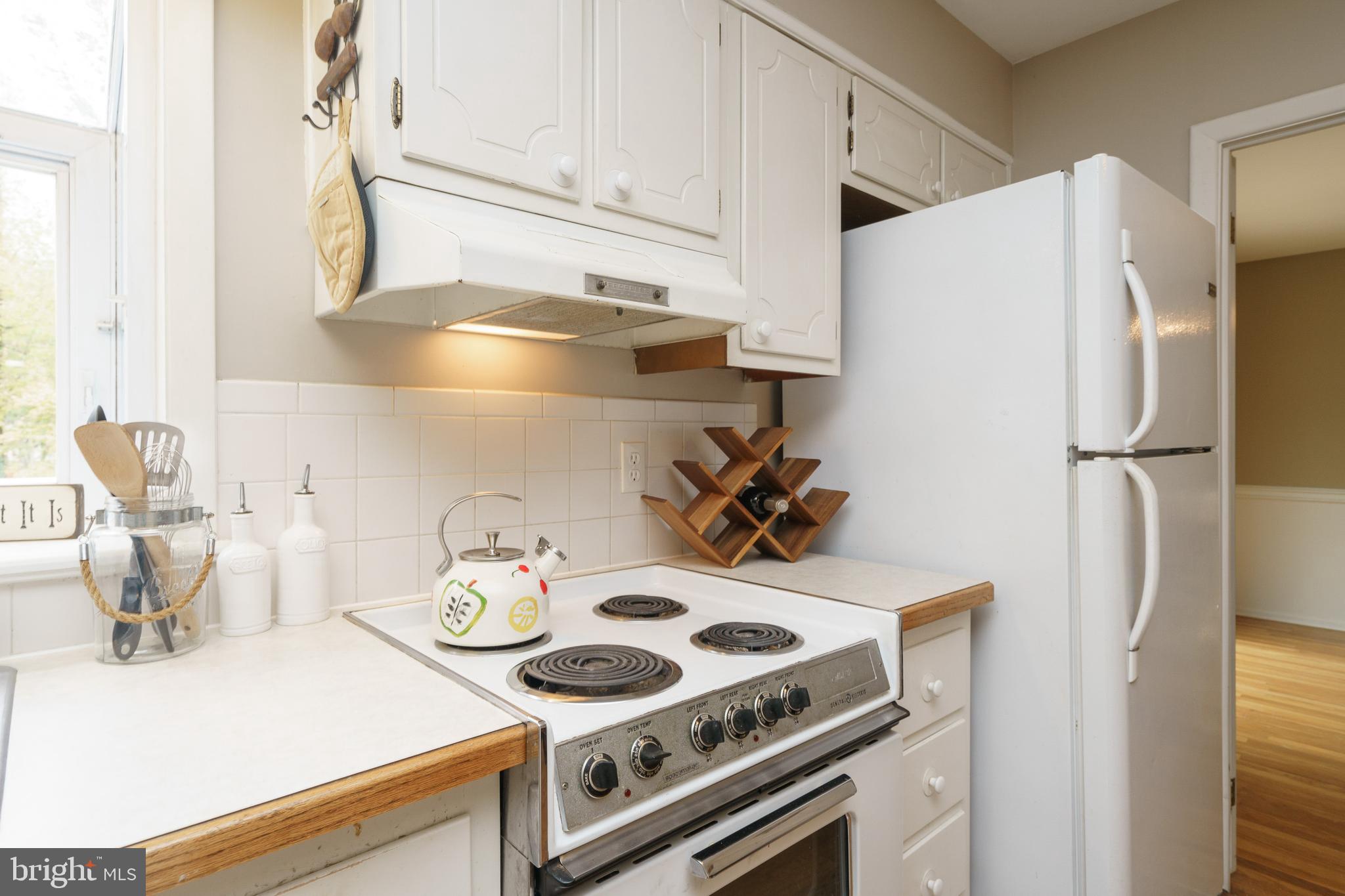 407 Berkley Road Exton, PA 19341 - Photo 15 of 37 Kitchen