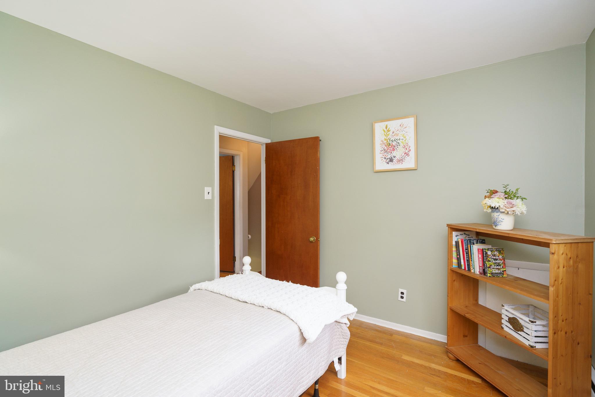 407 Berkley Road Exton, PA 19341 - Photo 29 of 37 Bedroom #4