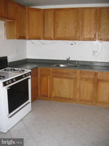 12414 Feldon Street Silver Spring, MD 20906 - Photo 6 of 18 Kitchen