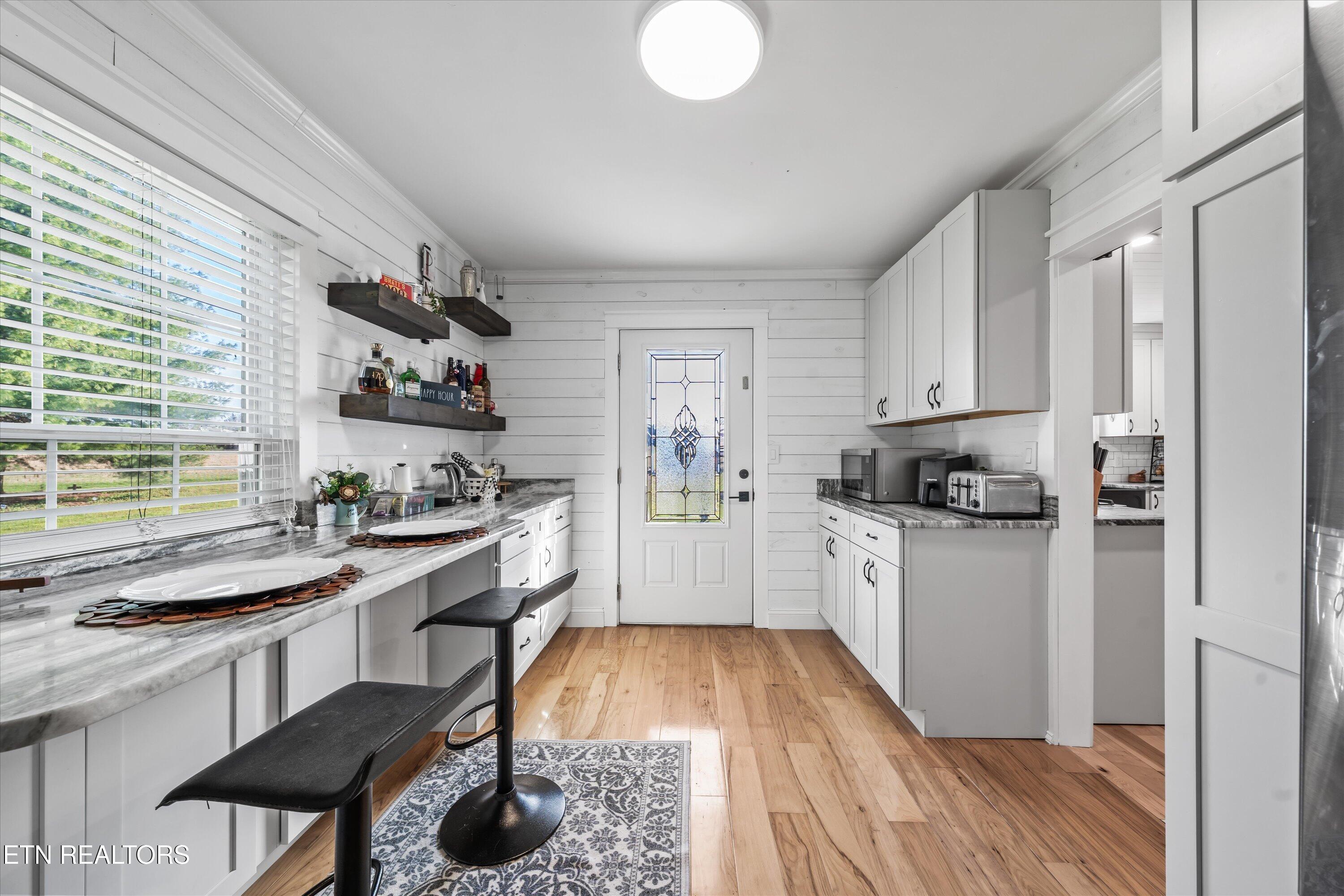 2940 Beecarter Road Dandridge, TN 37725 - Photo 23 of 54 20-Butlers Pantry with Exterior Door