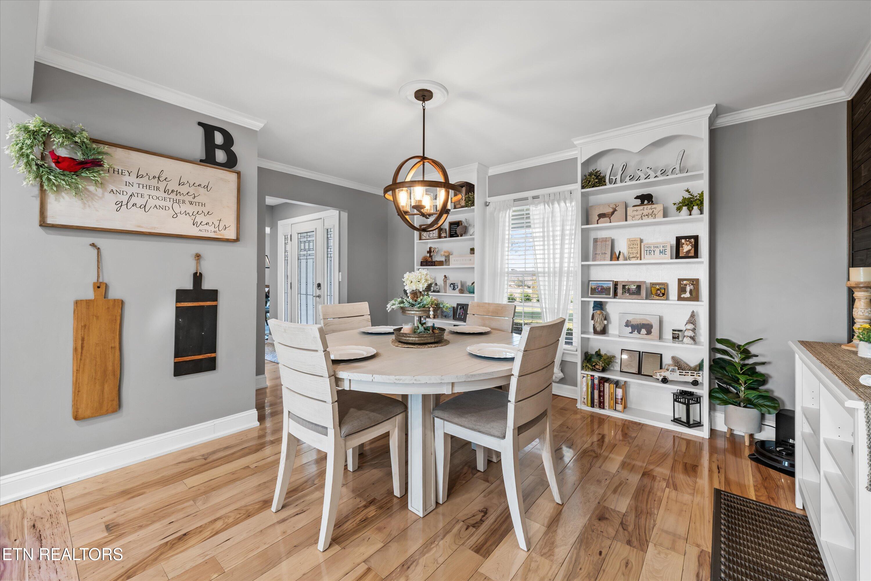 2940 Beecarter Road Dandridge, TN 37725 - Photo 26 of 54 23-Dining Space
