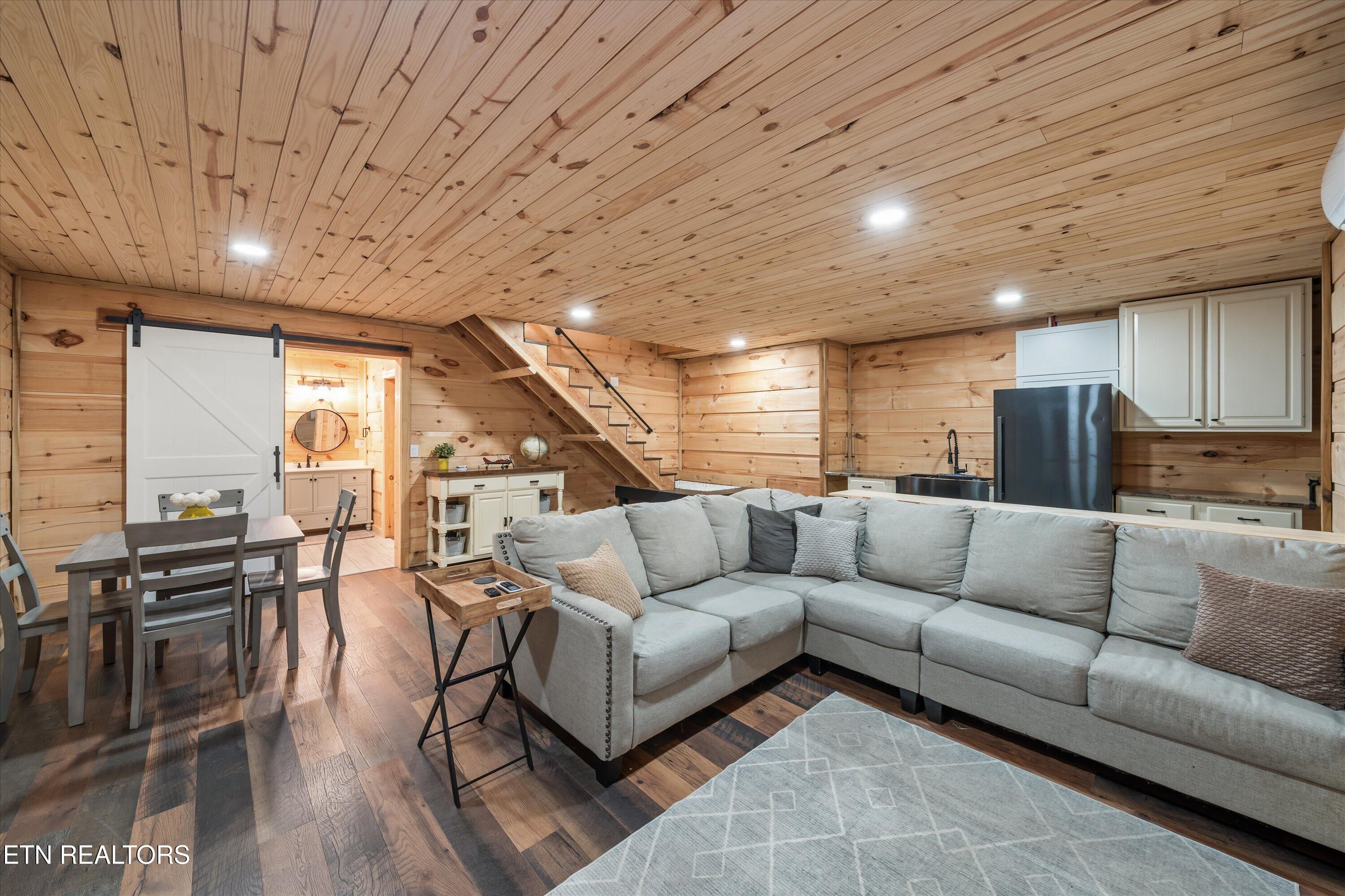 2940 Beecarter Road Dandridge, TN 37725 - Photo 40 of 54 39-Finished Basement Apartment