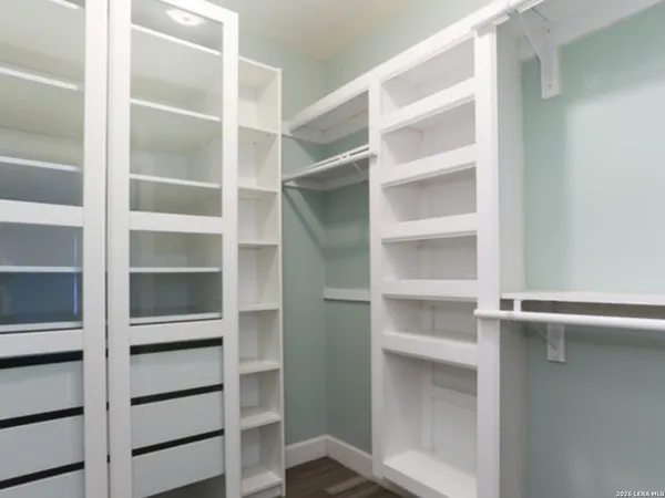 $1,850 | 508 East Thompson Place, San Antonio, TX 78225