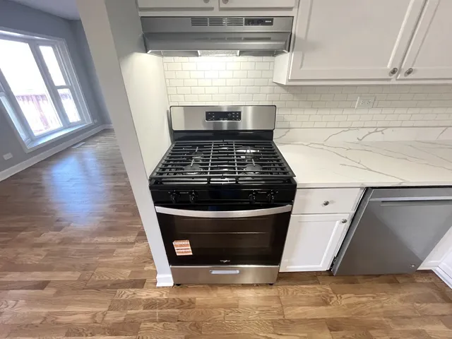 $2,200 | 1606 North Poplar Avenue, Round Lake Beach, IL 60073