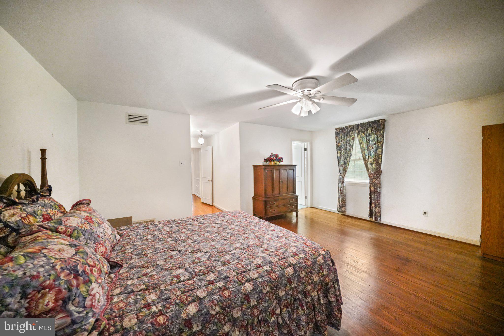 545 Richards Road Wayne, PA 19087 - Photo 18 of 36