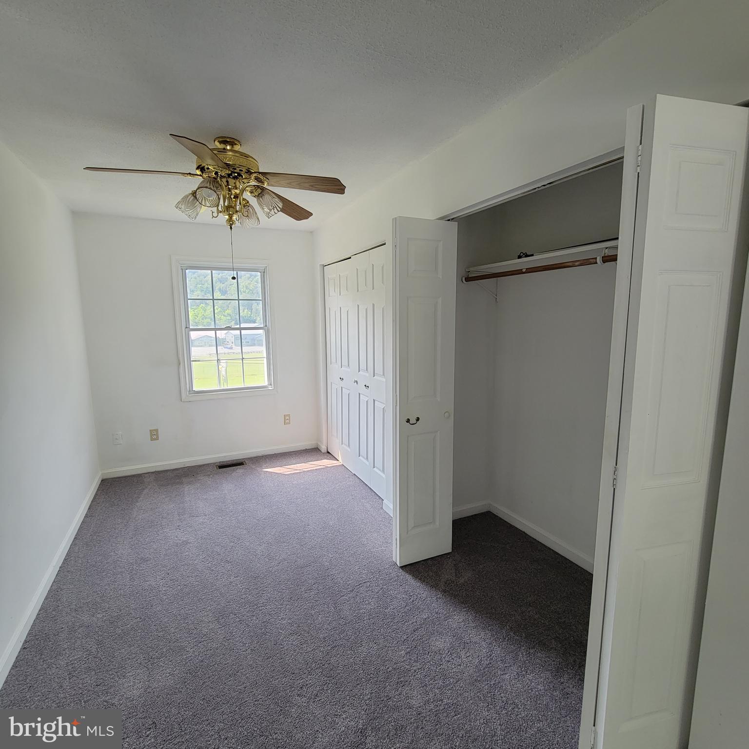 3475 Valley Road Berkeley Springs, WV 25411 - Photo 16 of 42 Main Bedroom