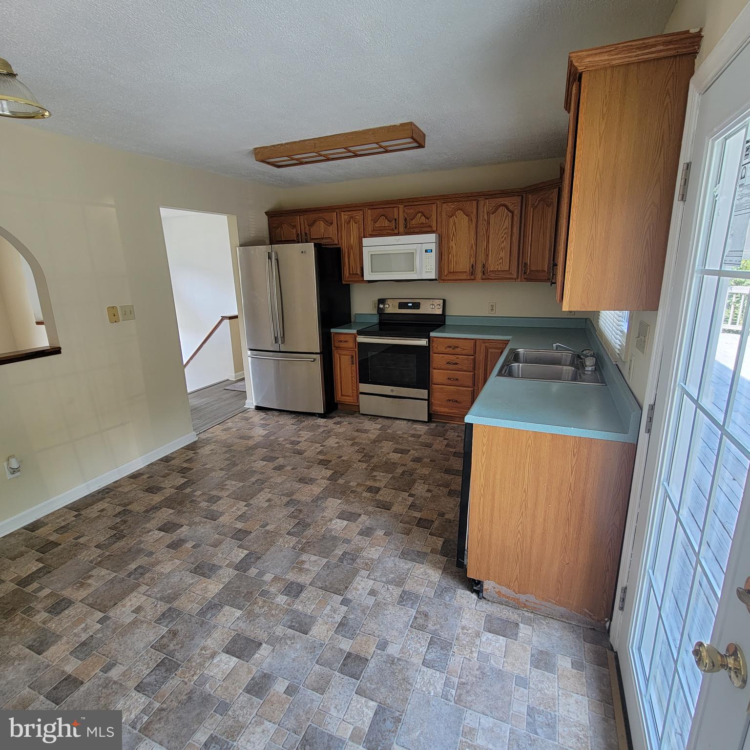 3475 Valley Road Berkeley Springs, WV 25411 - Photo 8 of 42 Kitchen