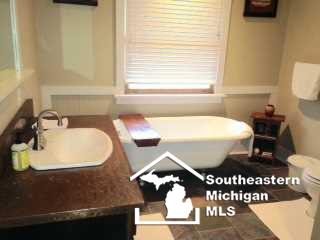 2896 Stewart Road Monroe, MI 48162 - Photo 16 of 25 Bath one